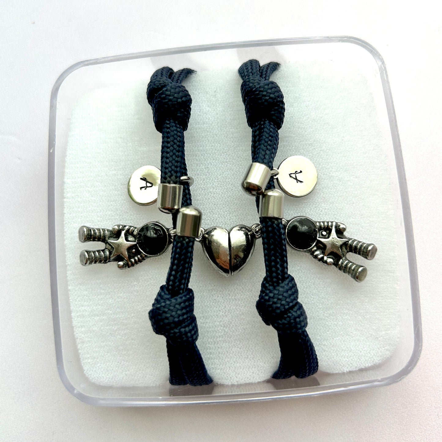 PULSERAS CONTIGO HASTA LA LUNA CON INICIALES DE PLATA 925 (EL PAR)