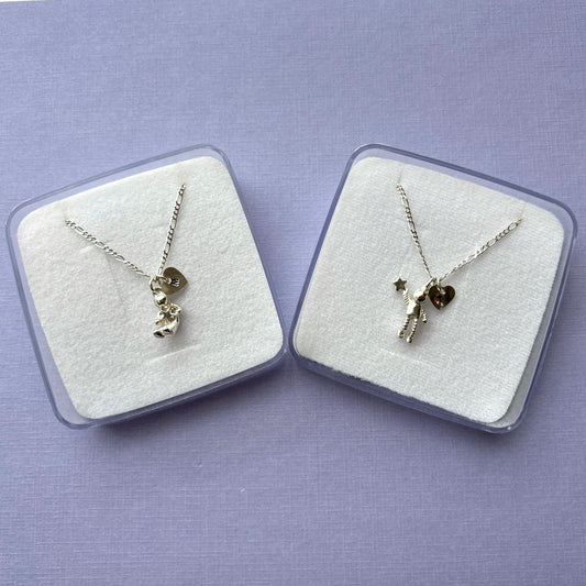 COLLARES AMOR GALÁCTICO DE PLATA 925 (PRECIO POR EL PAR)