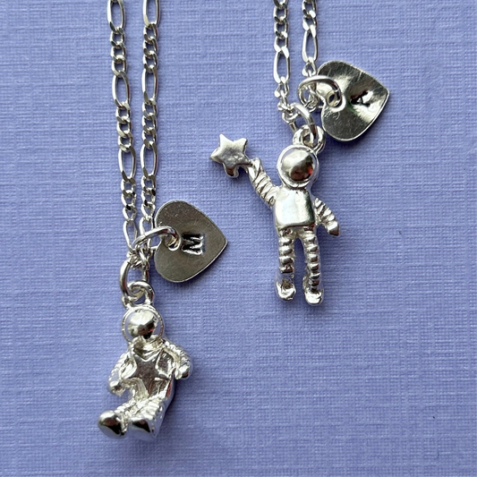 COLLARES AMOR GALÁCTICO DE PLATA 925 (PRECIO POR EL PAR)